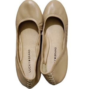 Lucky Brand Women's Size 7M/ 37 1/2 Beige Flat Shoes ballet